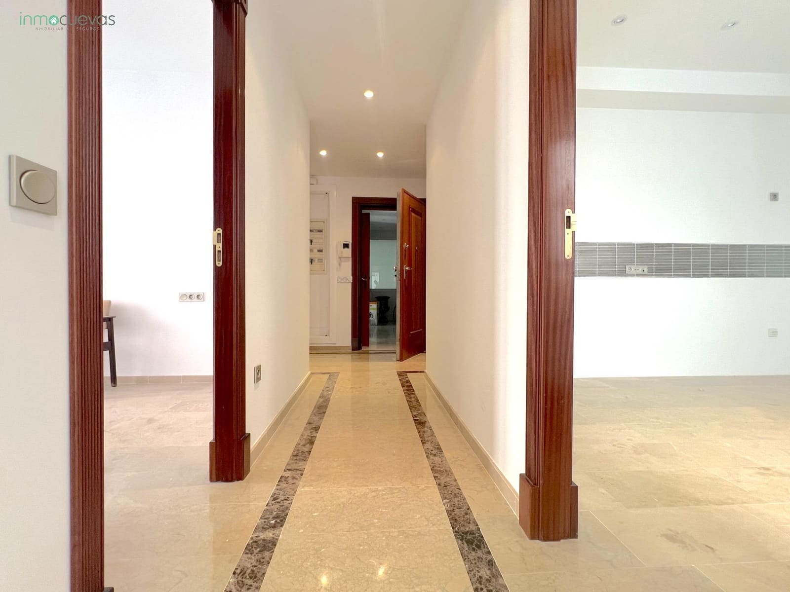 5 soveværelse Lejlighed til salg i Cuevas del Almanzora - € 195.000 (Ref: 9059472)