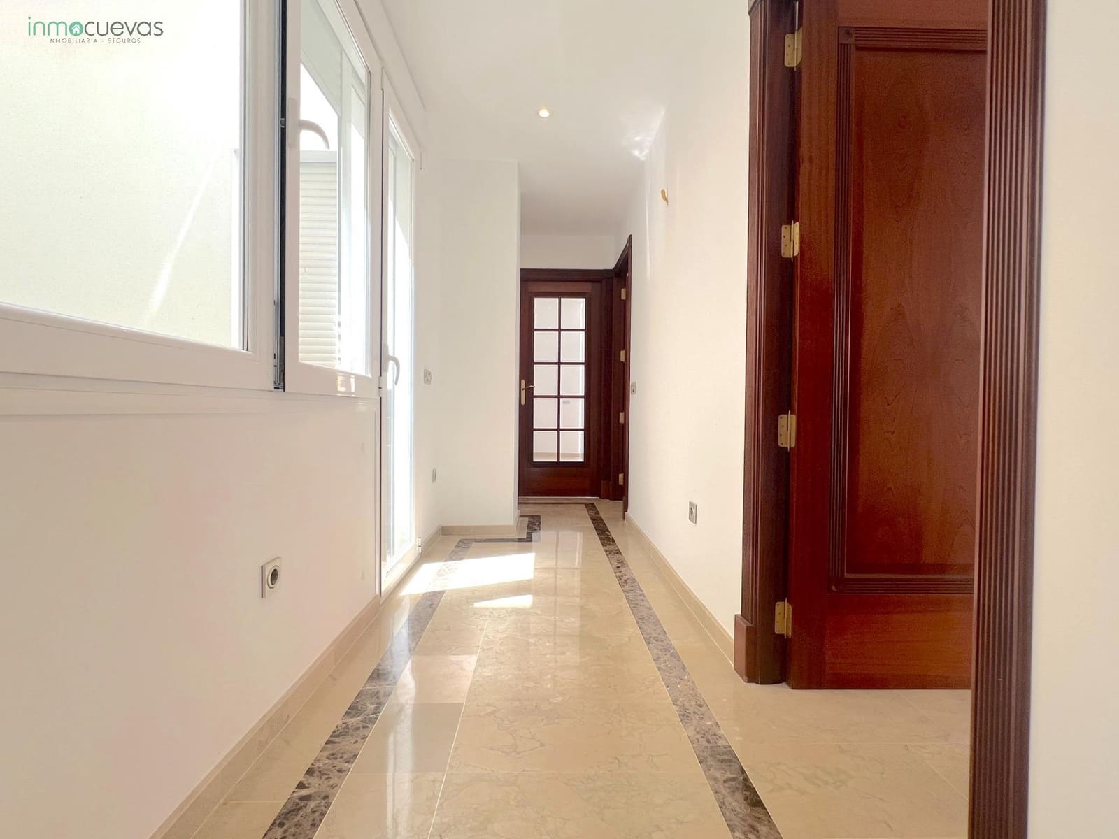 5 soveværelse Lejlighed til salg i Cuevas del Almanzora - € 195.000 (Ref: 9059472)