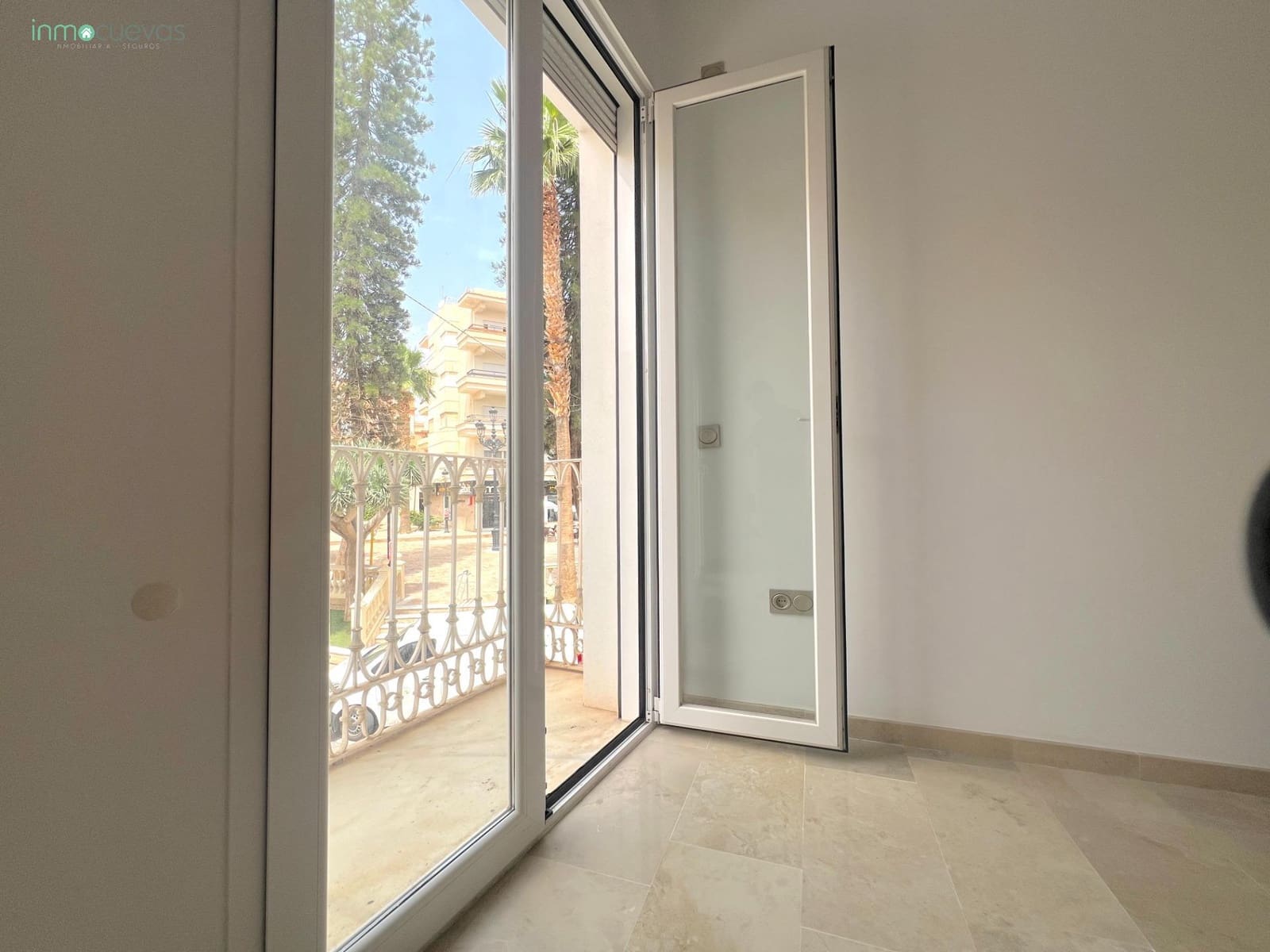 5 soveværelse Lejlighed til salg i Cuevas del Almanzora - € 195.000 (Ref: 9059472)