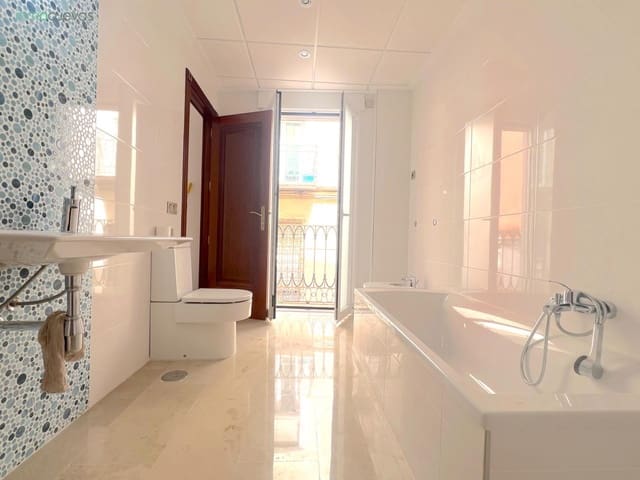 5 soveværelse Lejlighed til salg i Cuevas del Almanzora - € 195.000 (Ref: 9059472)