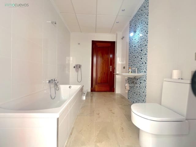 5 soveværelse Lejlighed til salg i Cuevas del Almanzora - € 195.000 (Ref: 9059472)