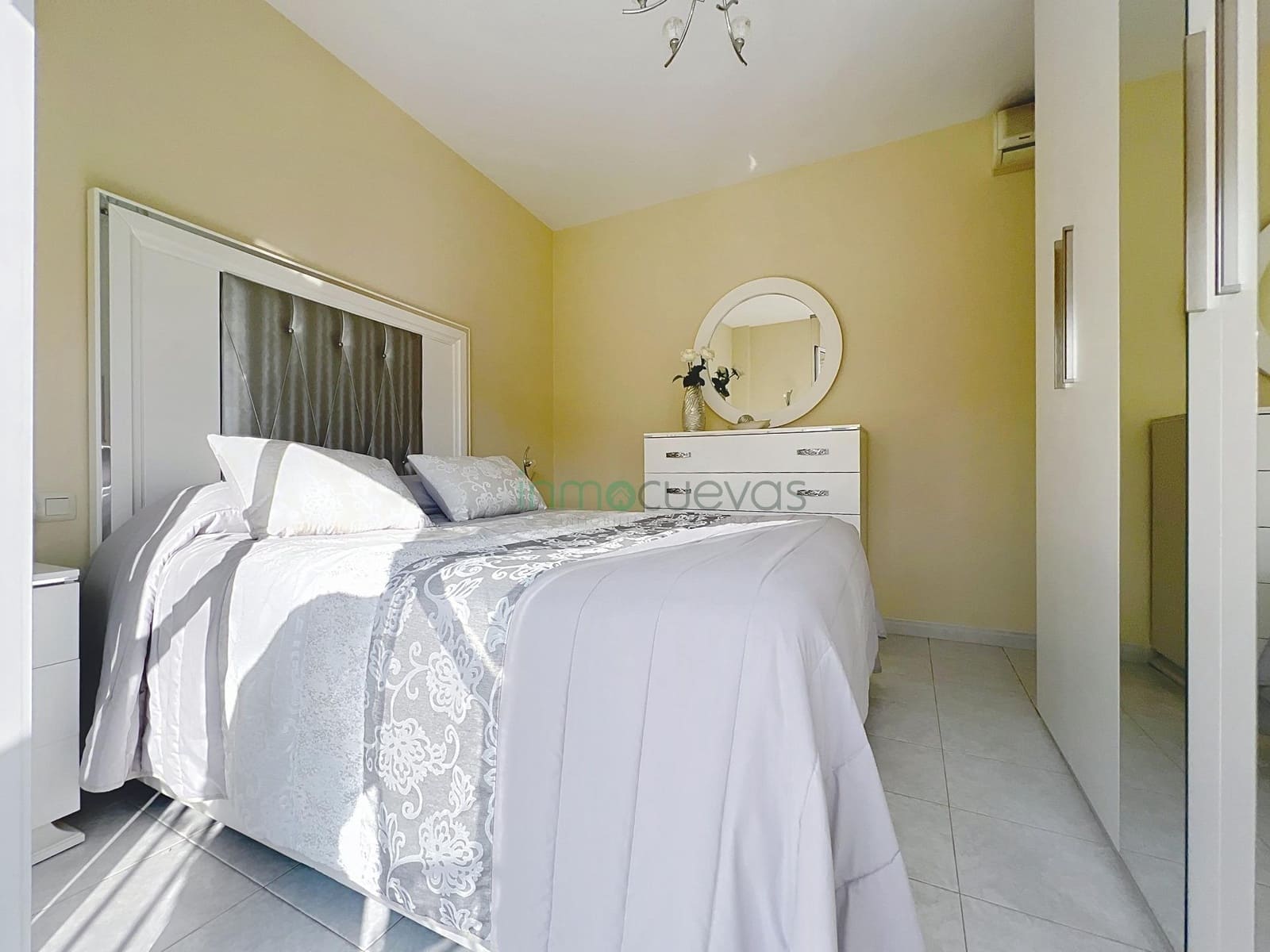 Piso de 3 habitaciones en Cuevas del Almanzora en venta - 95.000 € (Ref: 9330747)