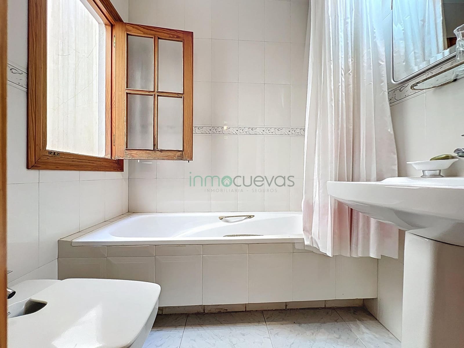 Piso de 4 habitaciones en Vera en venta - 175.000 € (Ref: 9335046)