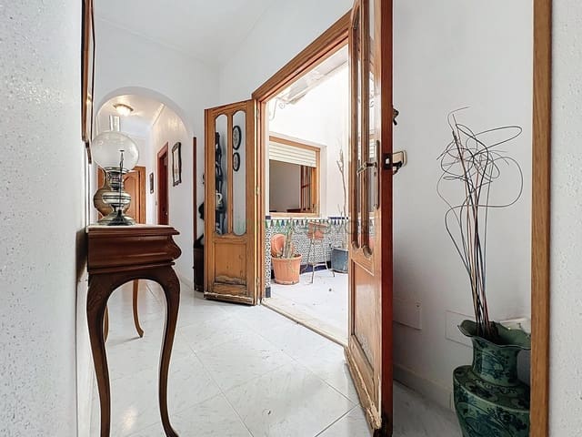 Piso de 4 habitaciones en Vera en venta - 175.000 € (Ref: 9335046)