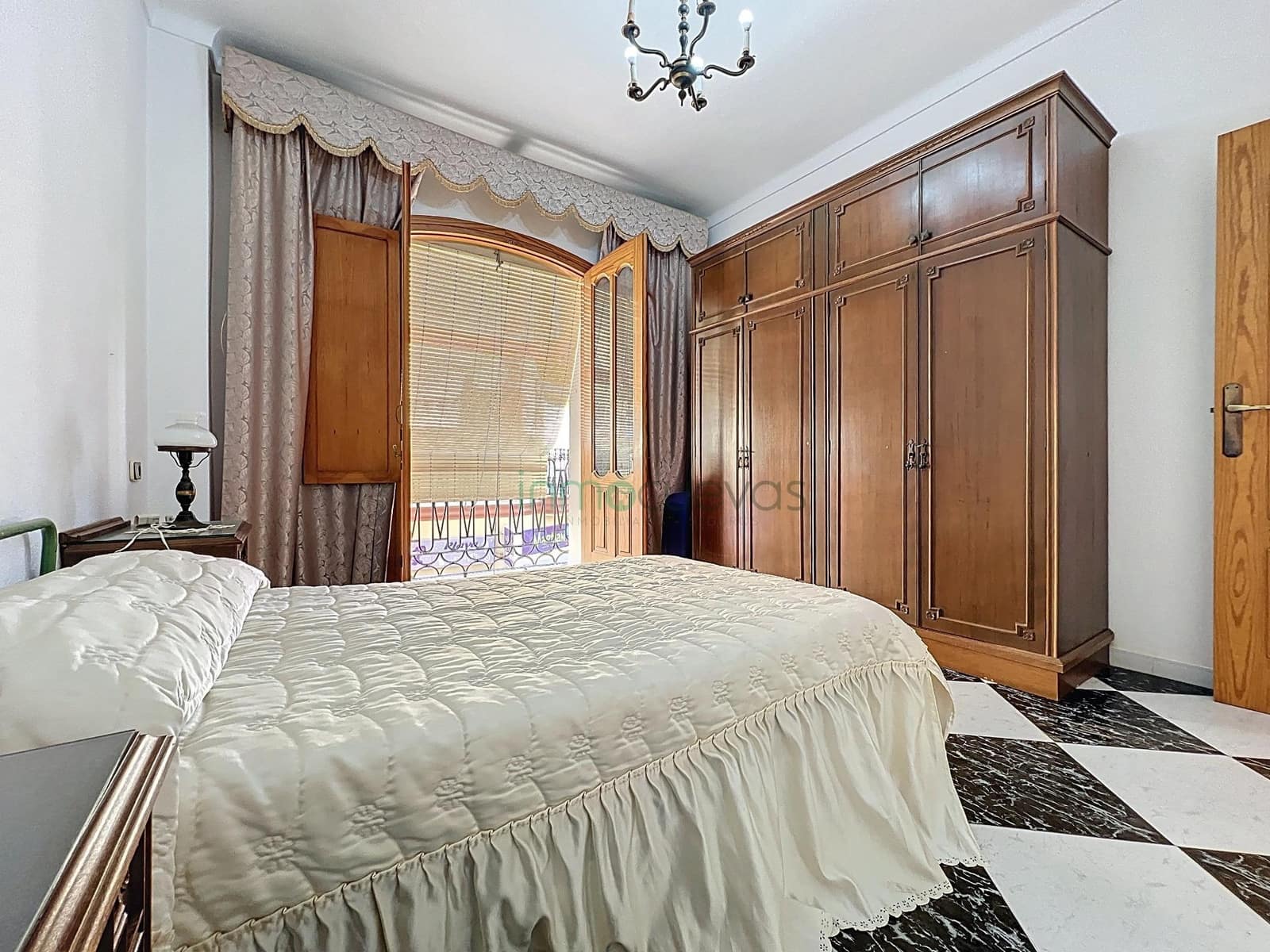 Piso de 4 habitaciones en Vera en venta - 175.000 € (Ref: 9335046)