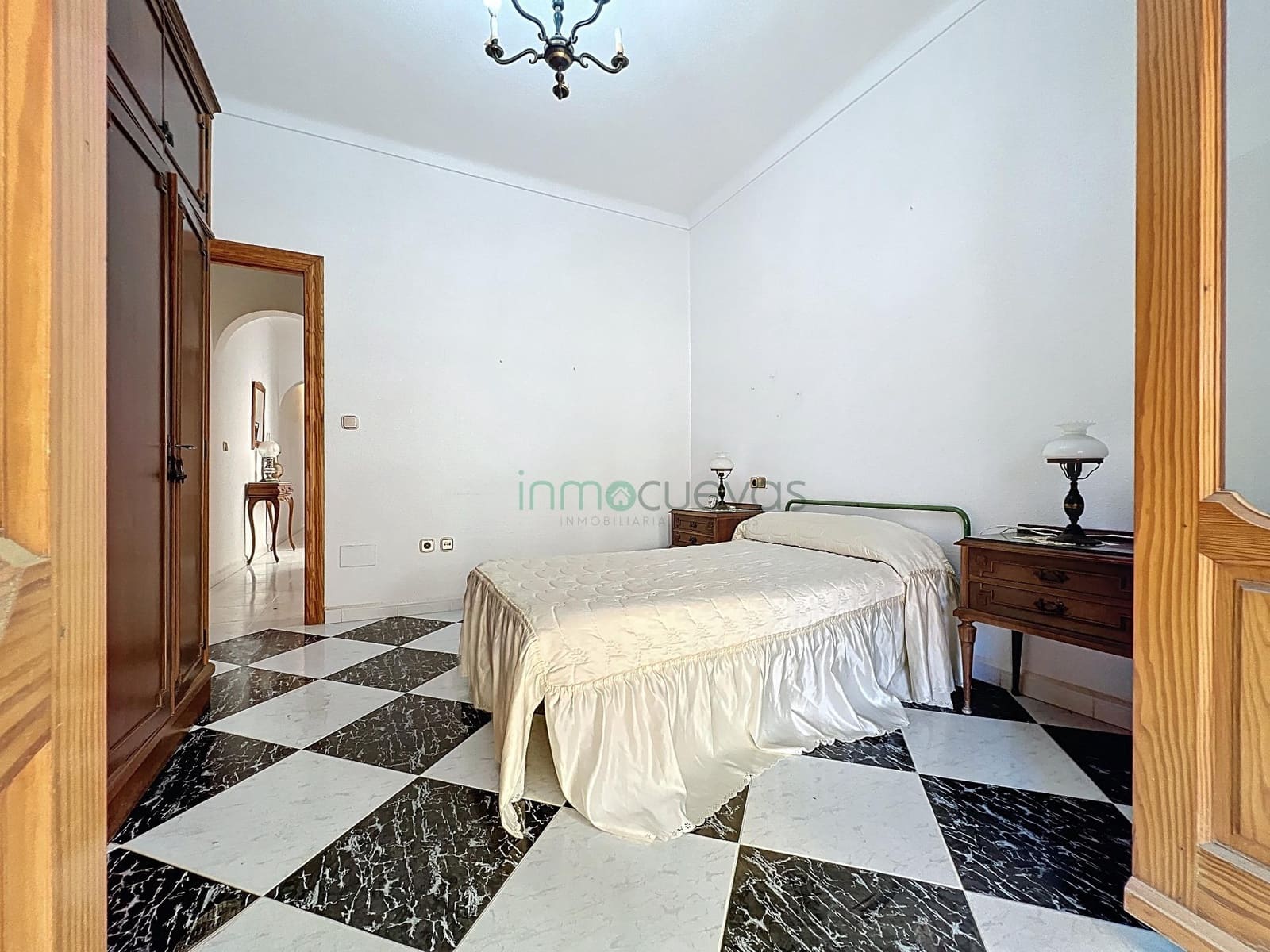 Piso de 4 habitaciones en Vera en venta - 175.000 € (Ref: 9335046)