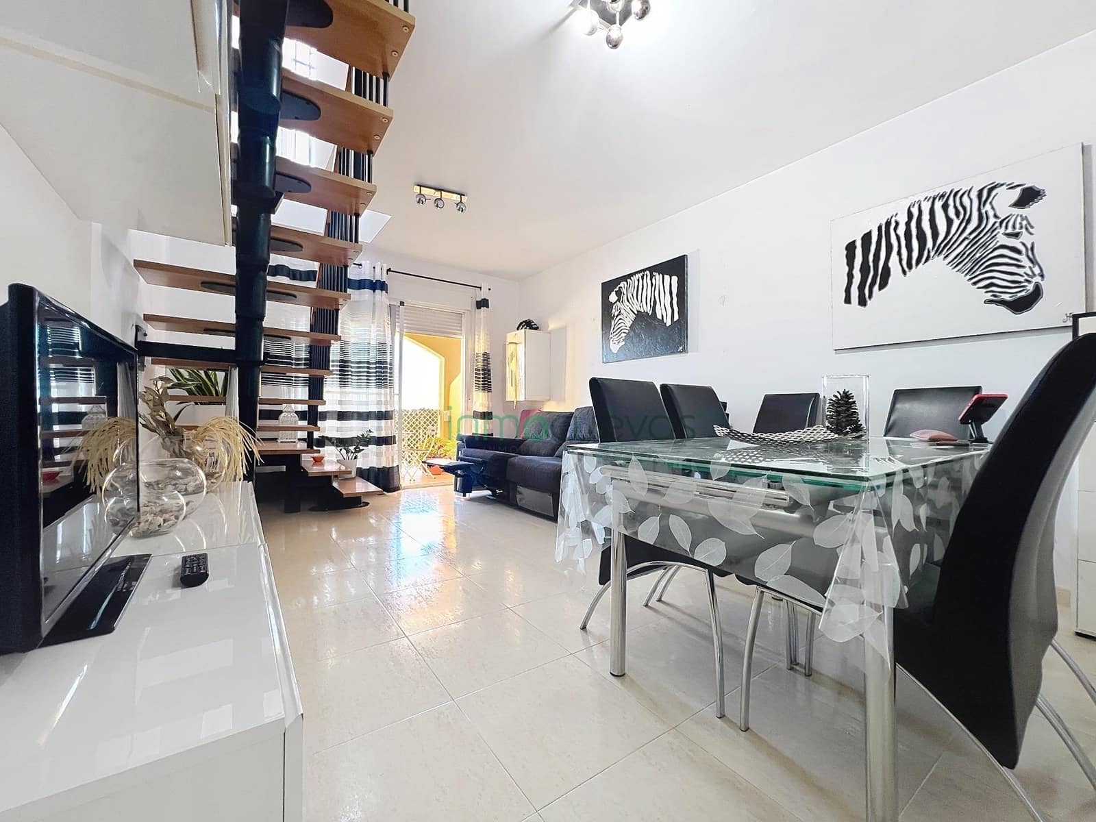 Apartamento de 2 habitaciones en Palomares en venta con piscina - 135.000 € (Ref: 9341299)