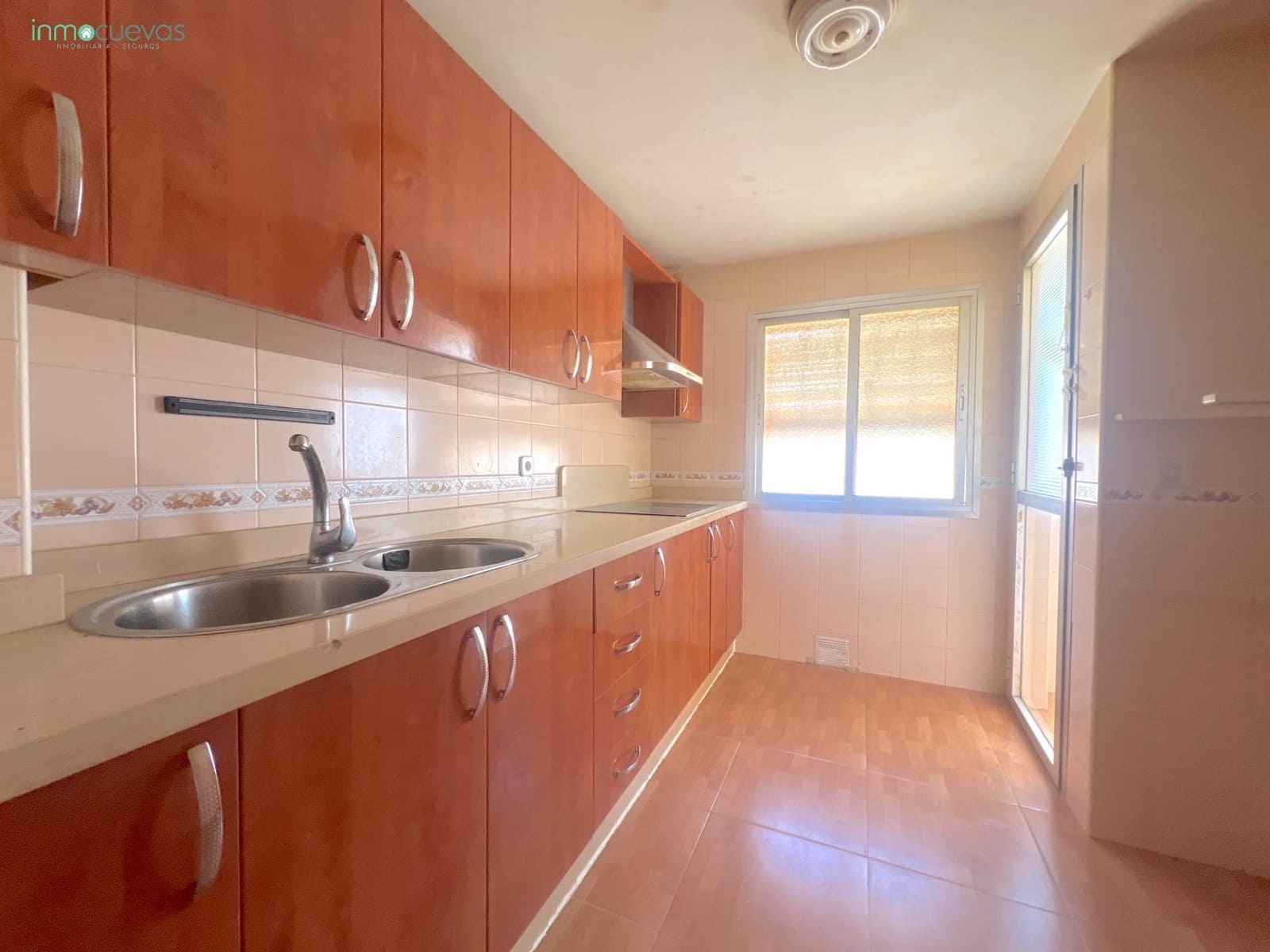 2 makuuhuone Asunto myytävänä paikassa Almeria kaupunki - 117 000 € (Ref: 9349655)