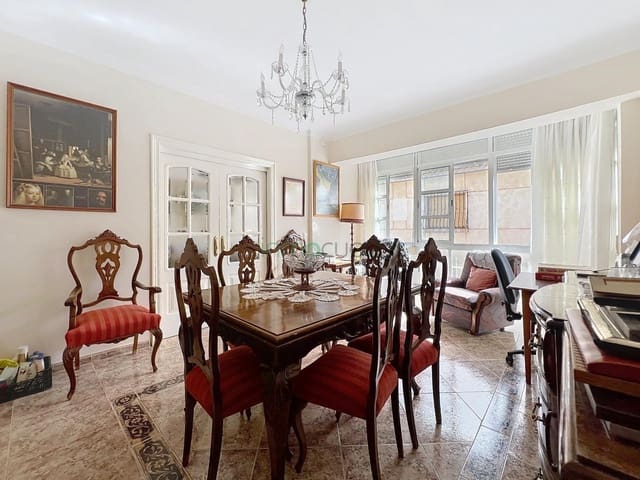 4 quarto Casa em Banda para venda em Cuevas del Almanzora com garagem - 165 000 € (Ref: 9379133)