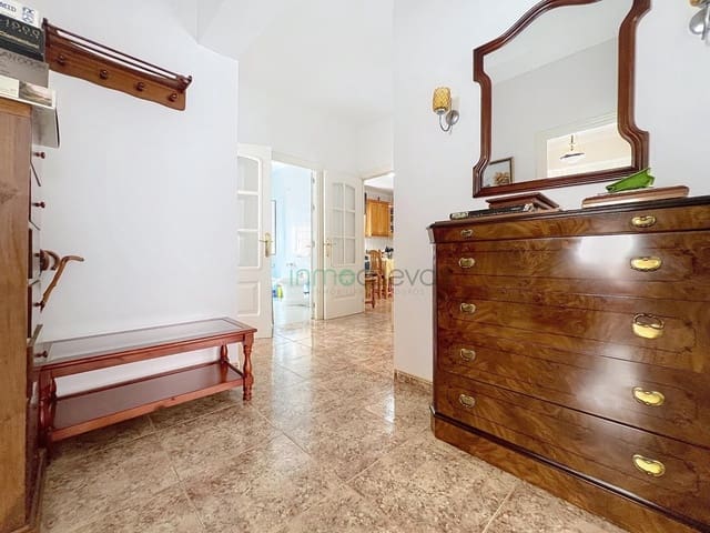 4 quarto Casa em Banda para venda em Cuevas del Almanzora com garagem - 165 000 € (Ref: 9379133)