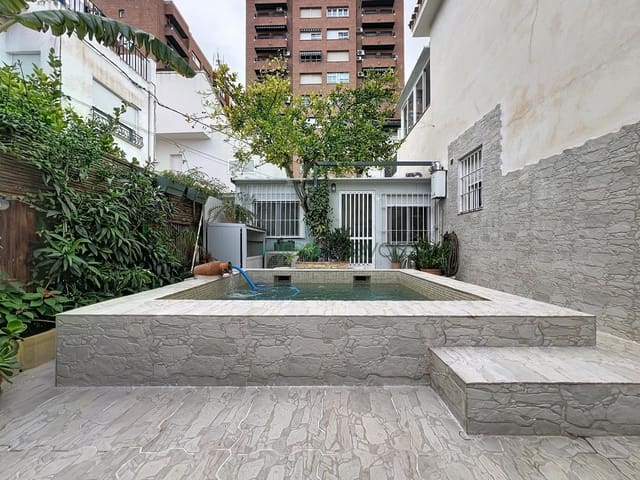 4 makuuhuone Huvila myytävänä paikassa Lorca mukana uima-altaan - 244 900 € (Ref: 9451139)