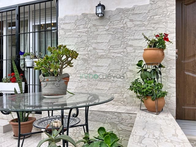 4 makuuhuone Huvila myytävänä paikassa Lorca mukana uima-altaan - 244 900 € (Ref: 9451139)