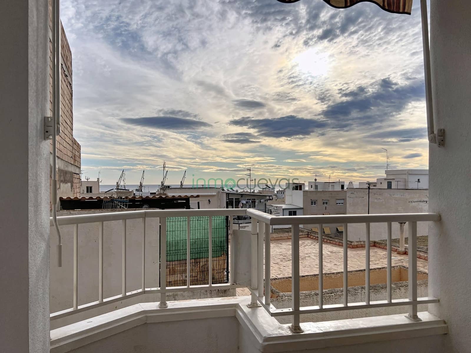 Piso de 3 habitaciones en Garrucha en venta - 180.000 € (Ref: 9451140)