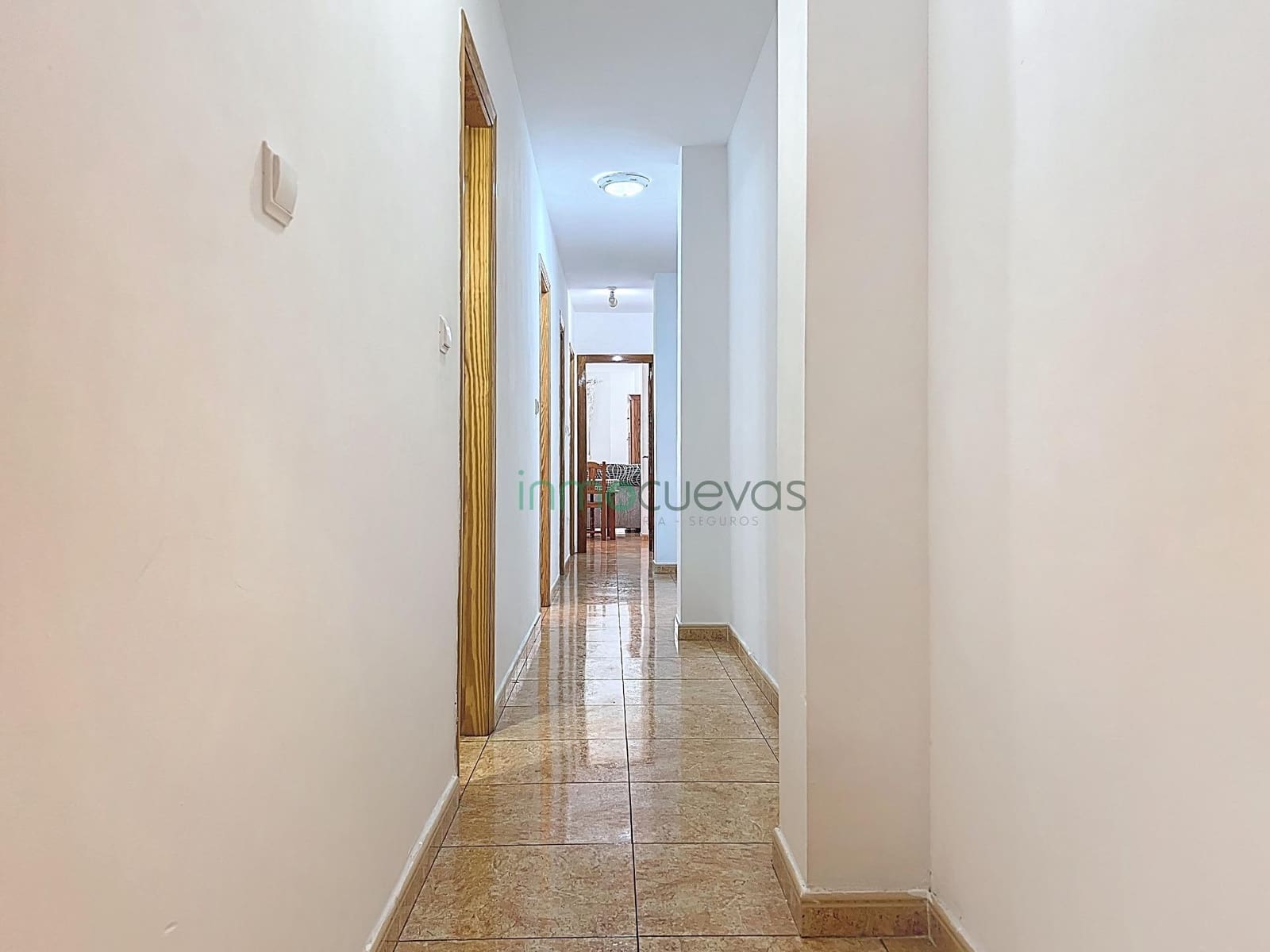 Piso de 3 habitaciones en Garrucha en venta - 180.000 € (Ref: 9451140)