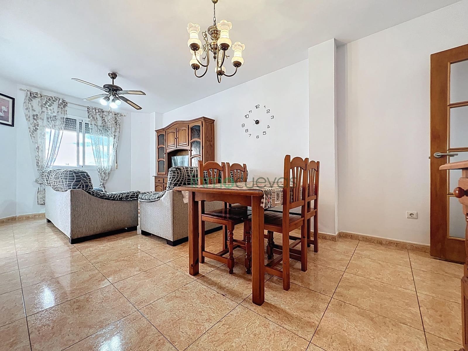 Piso de 3 habitaciones en Garrucha en venta - 180.000 € (Ref: 9451140)