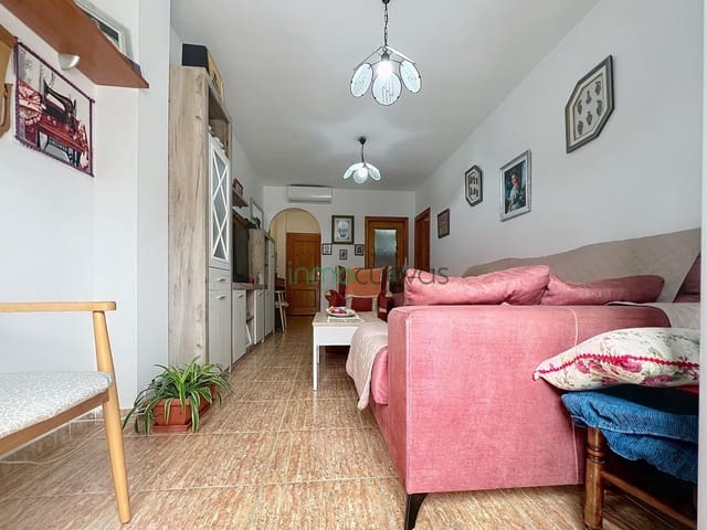 2 slaapkamer Flat te koop in Cuevas del Almanzora - € 85.000 (Ref: 9481267)