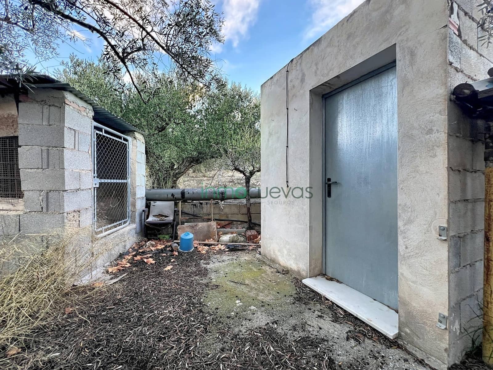 Rakentamaton maa myytävänä paikassa Somontin - 29 000 € (Ref: 9491511)