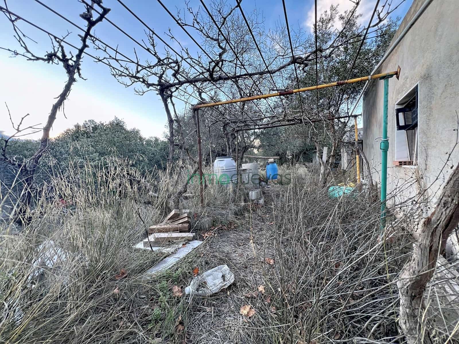 Rakentamaton maa myytävänä paikassa Somontin - 29 000 € (Ref: 9491511)