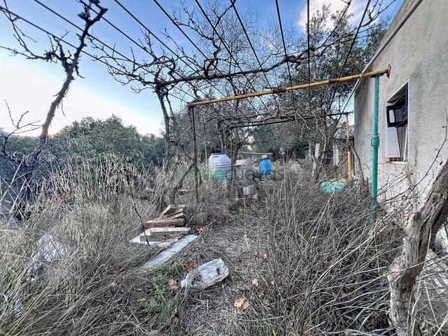 Rakentamaton maa myytävänä paikassa Somontín - 29 000 € (Ref: 9491511)