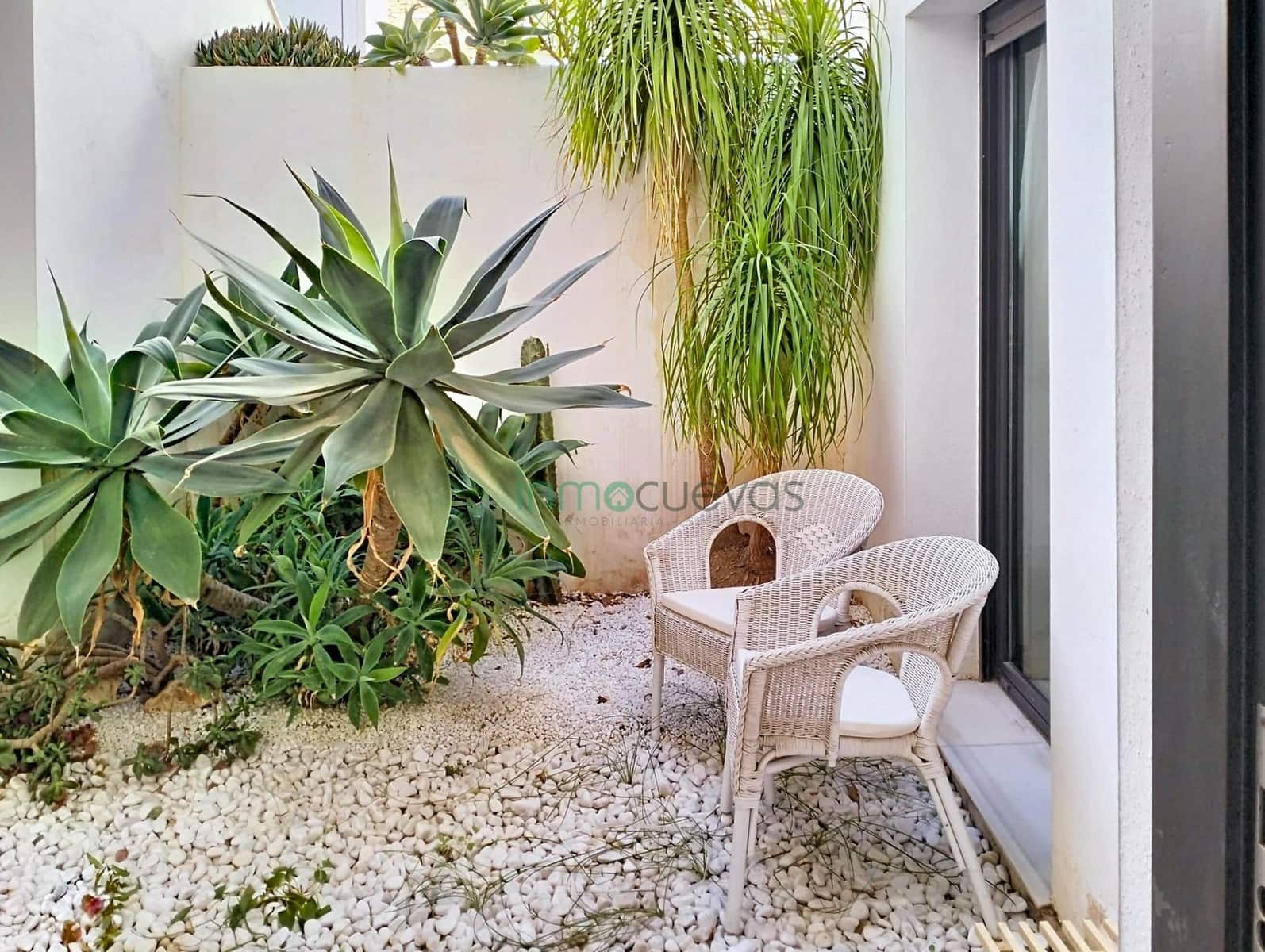 2 bedroom Flat for sale in Mojacar with pool - € 265,000 (Ref: 9497312)