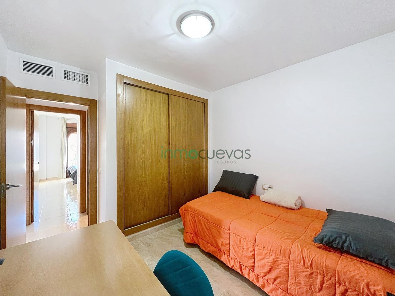 2 bedroom Penthouse for sale in Cuevas del Almanzora - € 125,000 (Ref: 9659517)