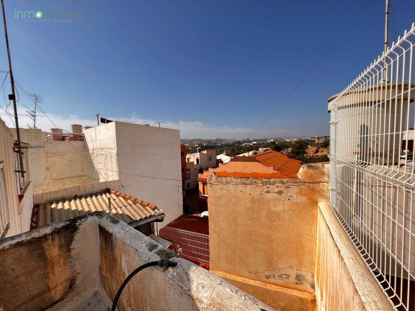 6 soveværelse Rækkehus til salg i Cuevas del Almanzora - € 84.000 (Ref: 9695434)