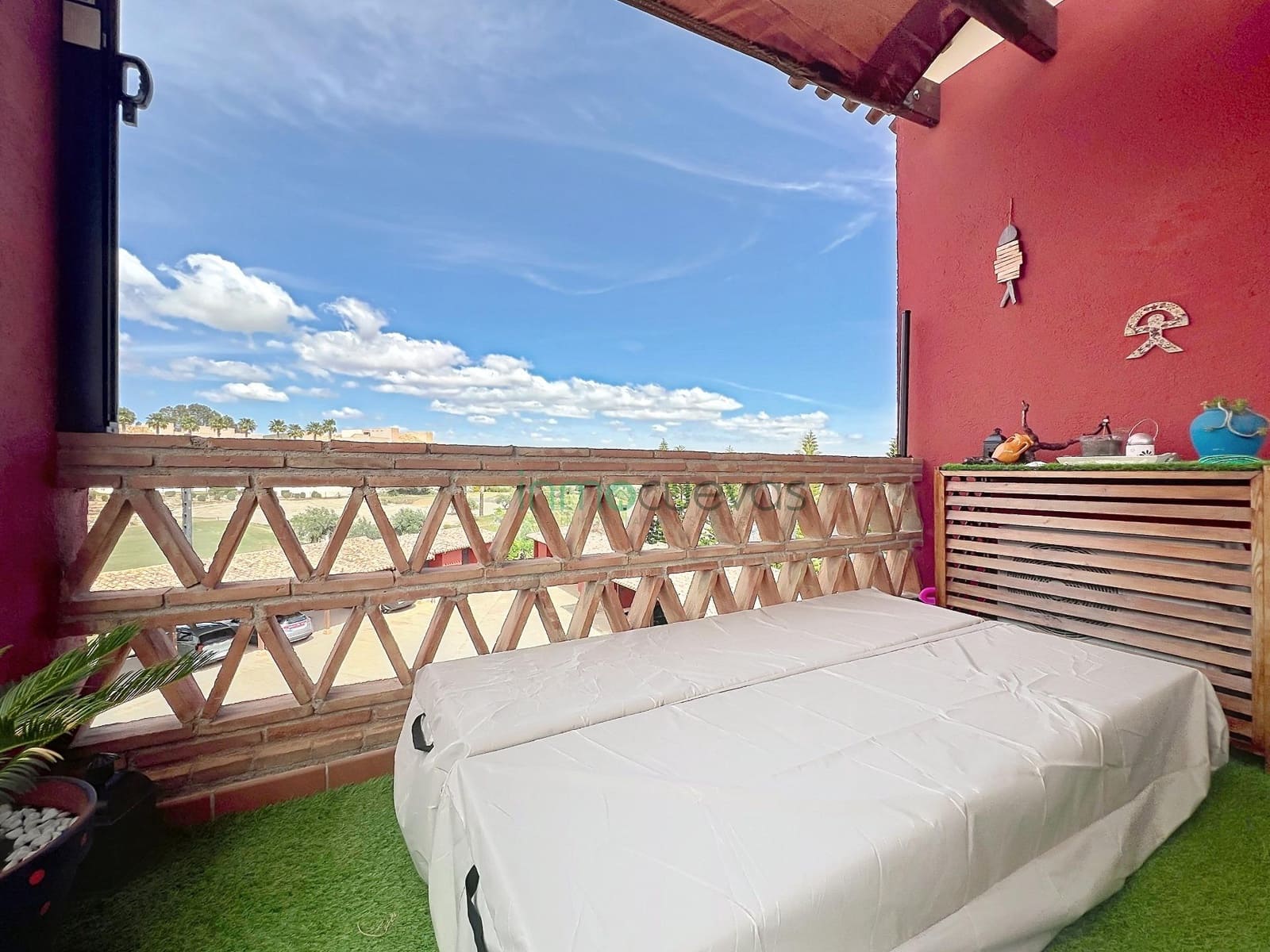 Ático de 2 habitaciones en Valle del Este en venta con piscina - 179.000 € (Ref: 9698878)