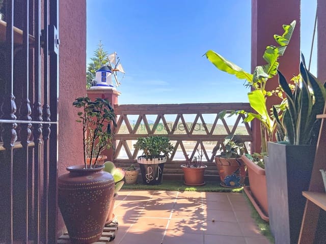 Ático de 2 habitaciones en Valle del Este, Vera en venta con piscina - 179.000 € (Ref: 9698878)