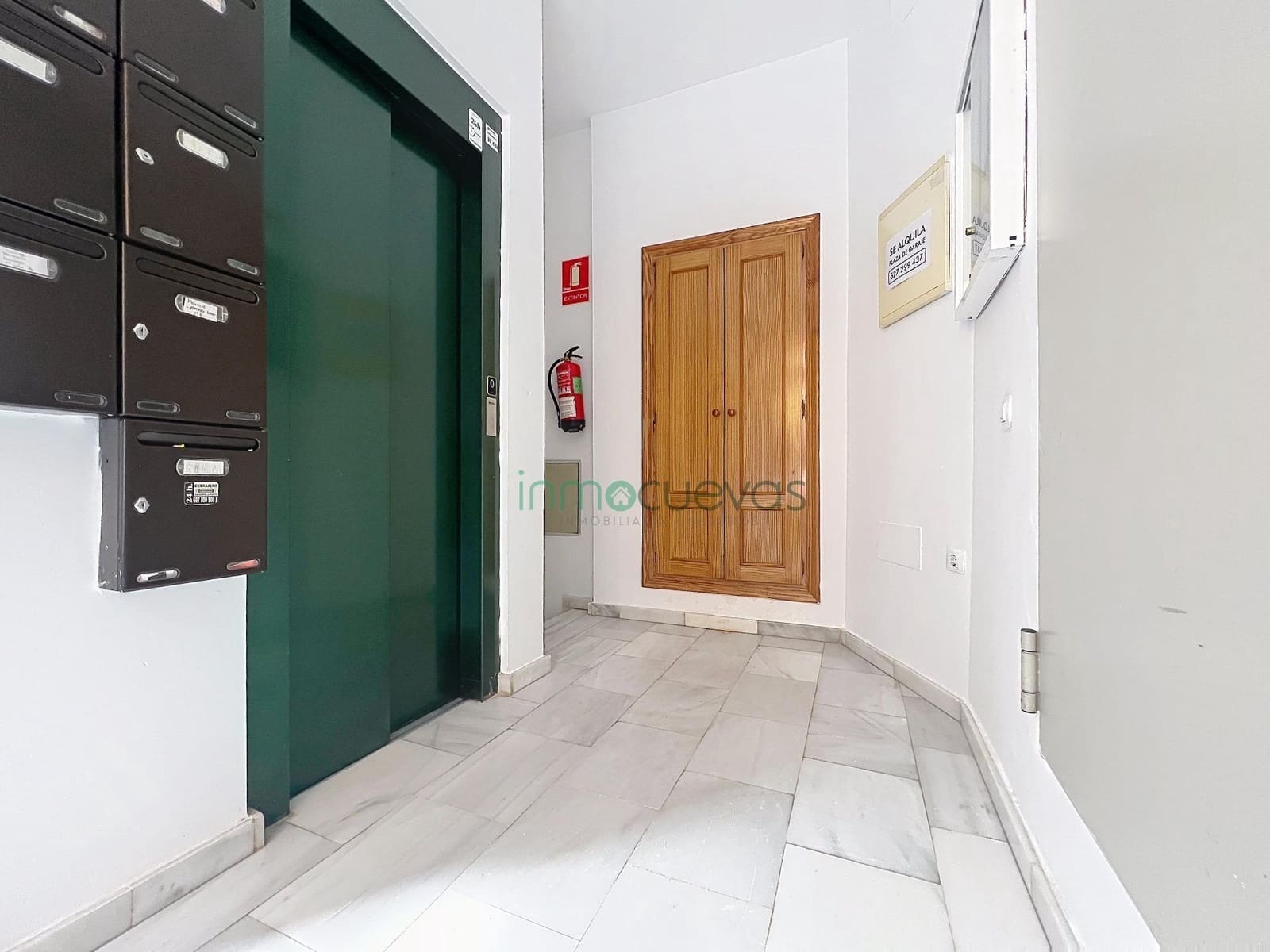 4 bedroom Flat for sale in Cuevas del Almanzora - € 125,000 (Ref: 9712070)