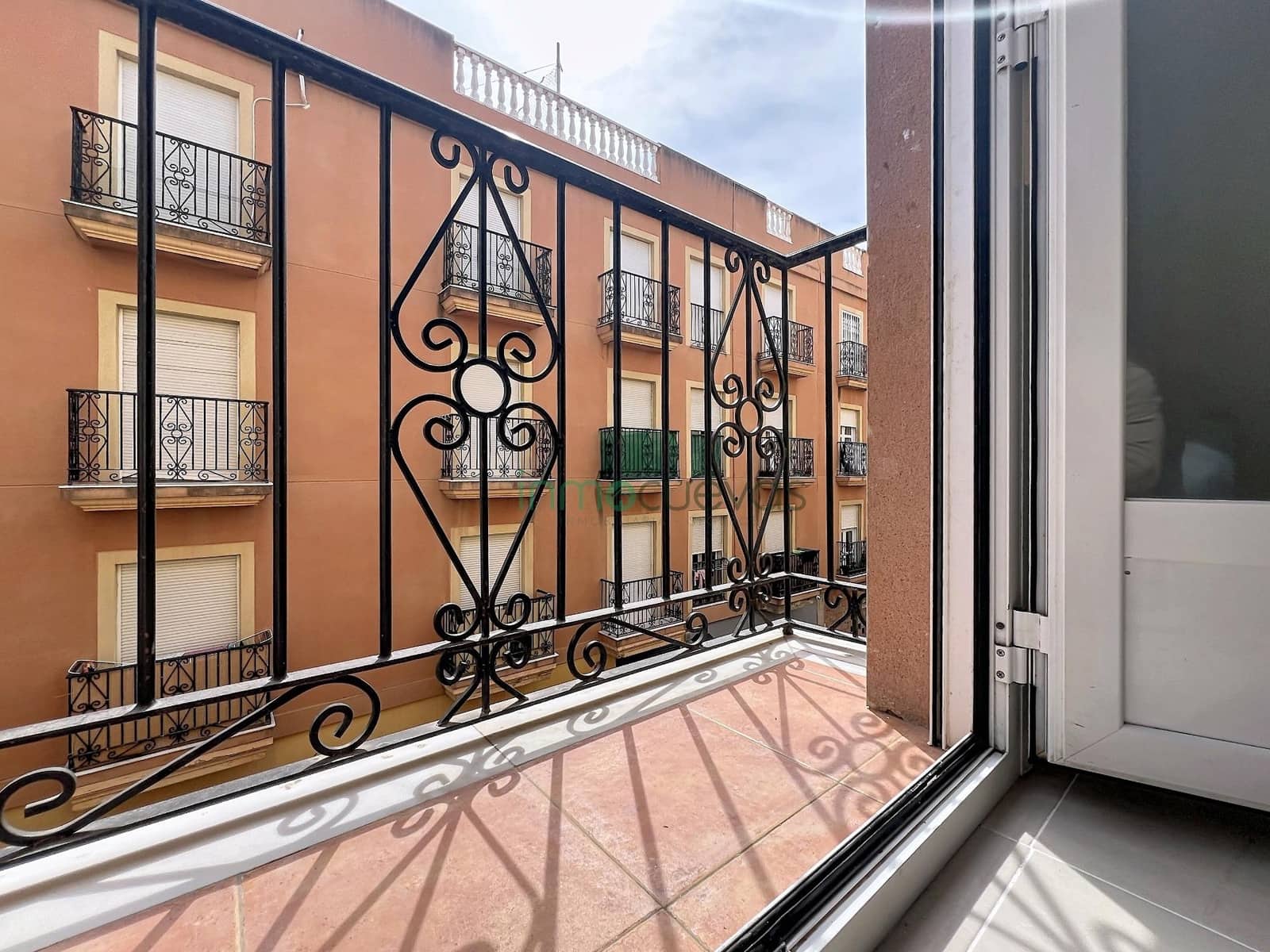 4 bedroom Flat for sale in Cuevas del Almanzora - € 125,000 (Ref: 9712070)