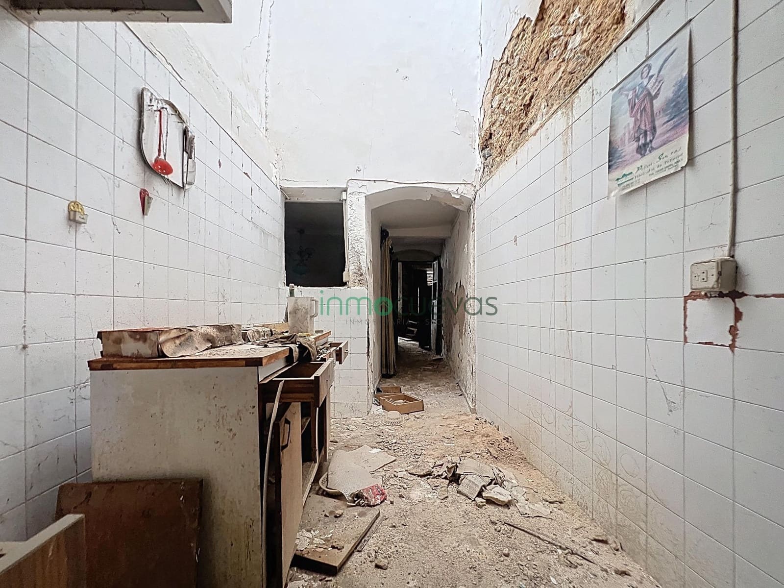 4 bedroom Semi-detached Villa for sale in Cuevas del Almanzora - € 45,000 (Ref: 9721796)