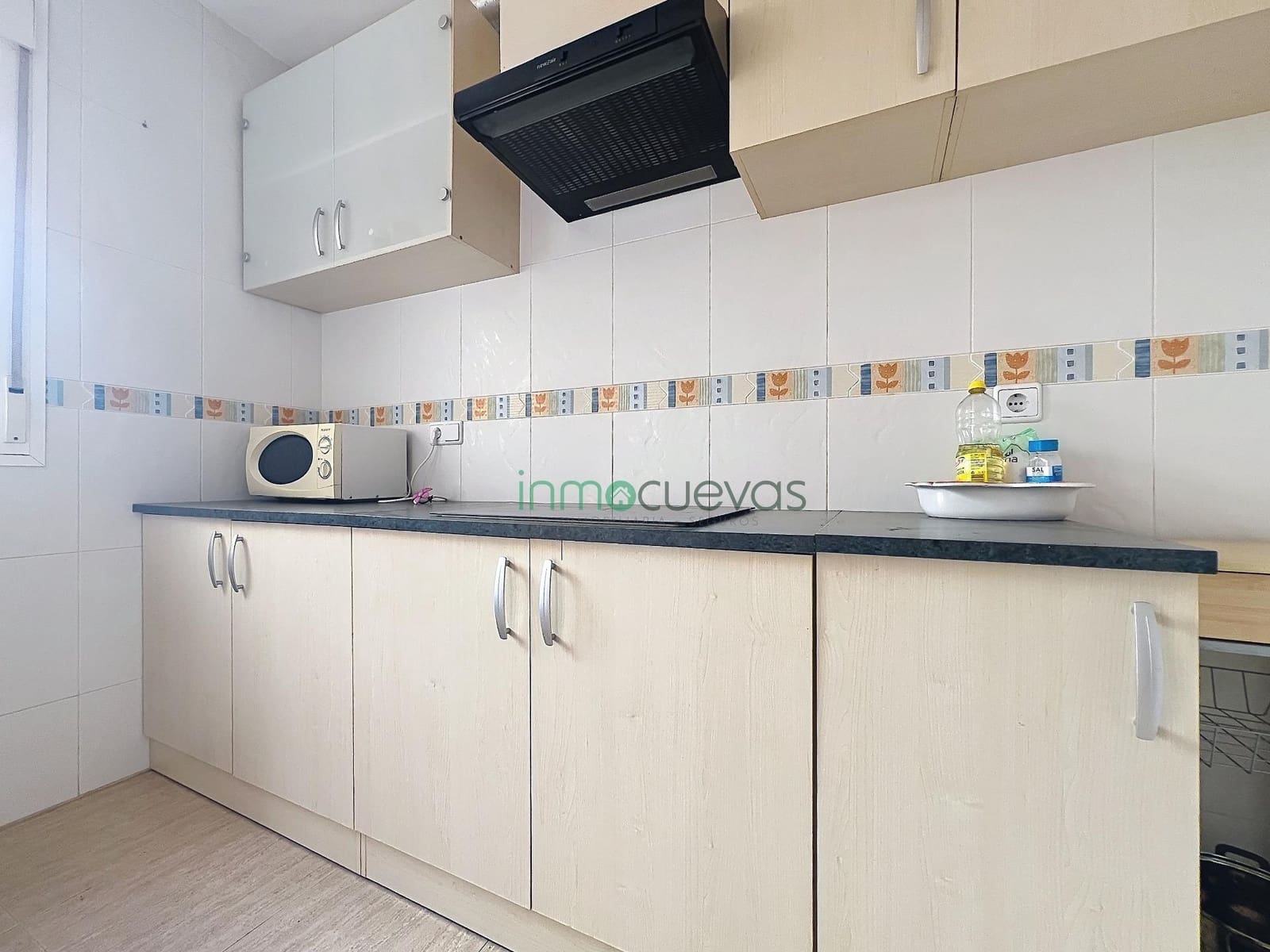 3 bedroom Apartment for sale in Cuevas del Almanzora with garage - € 135,000 (Ref: 9738658)