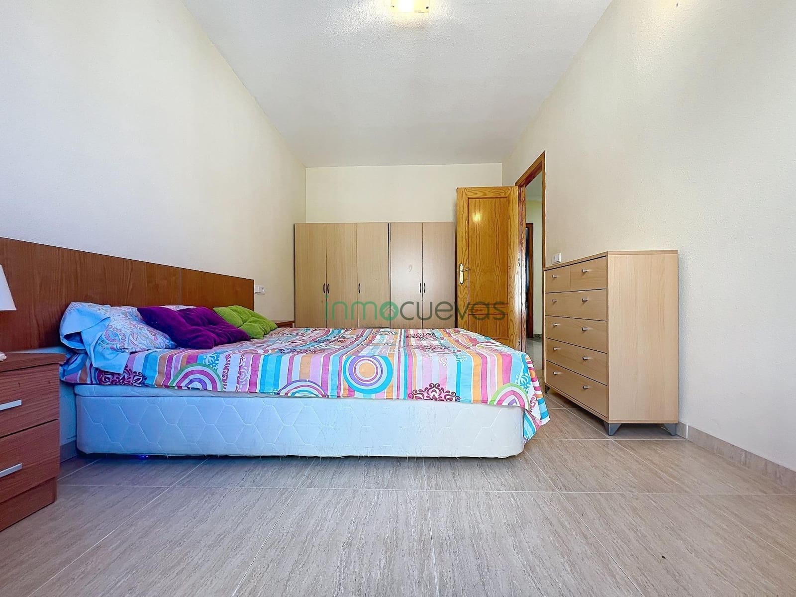 3 bedroom Apartment for sale in Cuevas del Almanzora with garage - € 135,000 (Ref: 9738658)