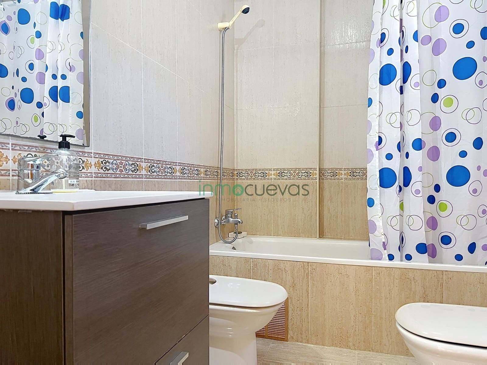 3 bedroom Apartment for sale in Cuevas del Almanzora with garage - € 135,000 (Ref: 9738658)