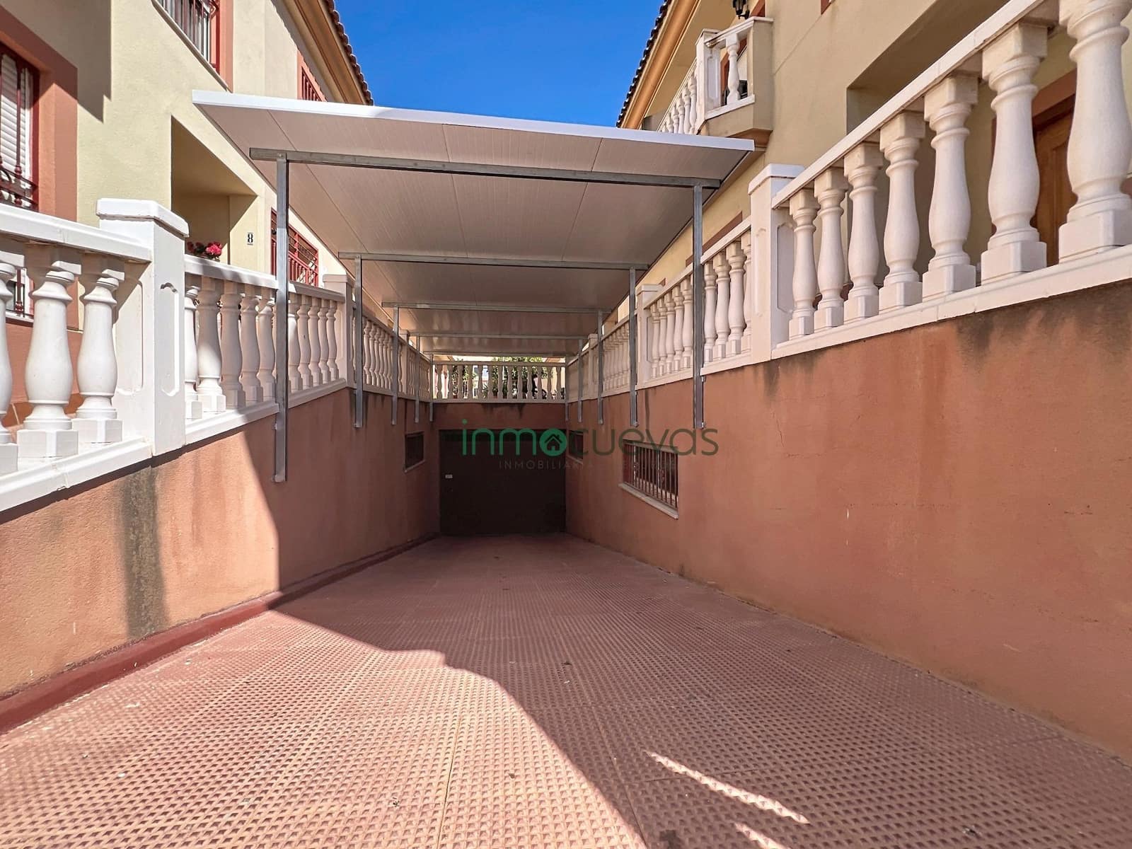 3 bedroom Apartment for sale in Cuevas del Almanzora with garage - € 135,000 (Ref: 9738658)