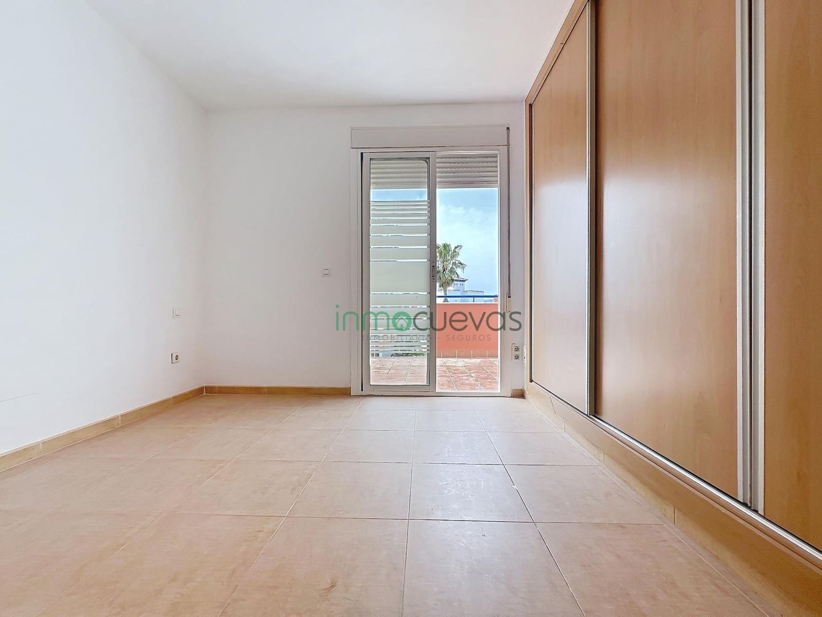 3 soverom Kjedet enebolig til salgs i Vera med svømmebasseng garasje - € 275 000 (Ref: 9762072)