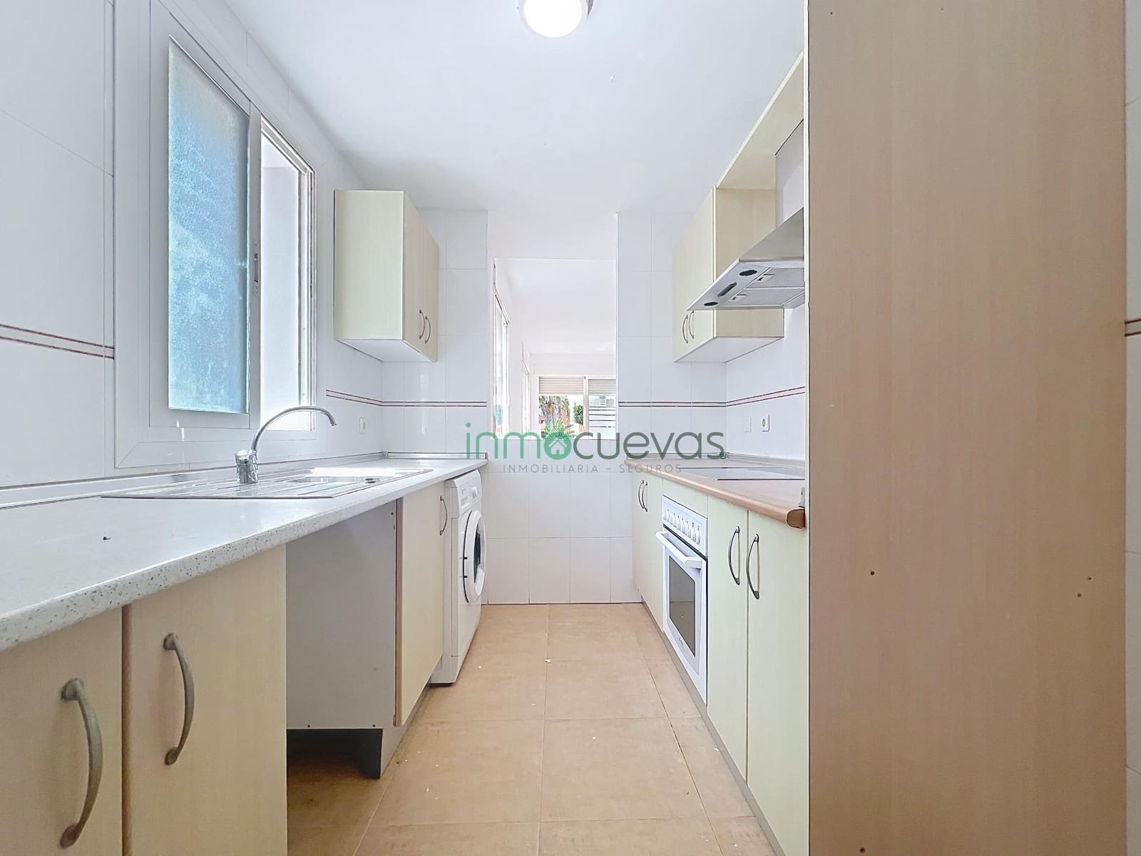 3 soverom Kjedet enebolig til salgs i Vera med svømmebasseng garasje - € 275 000 (Ref: 9762072)