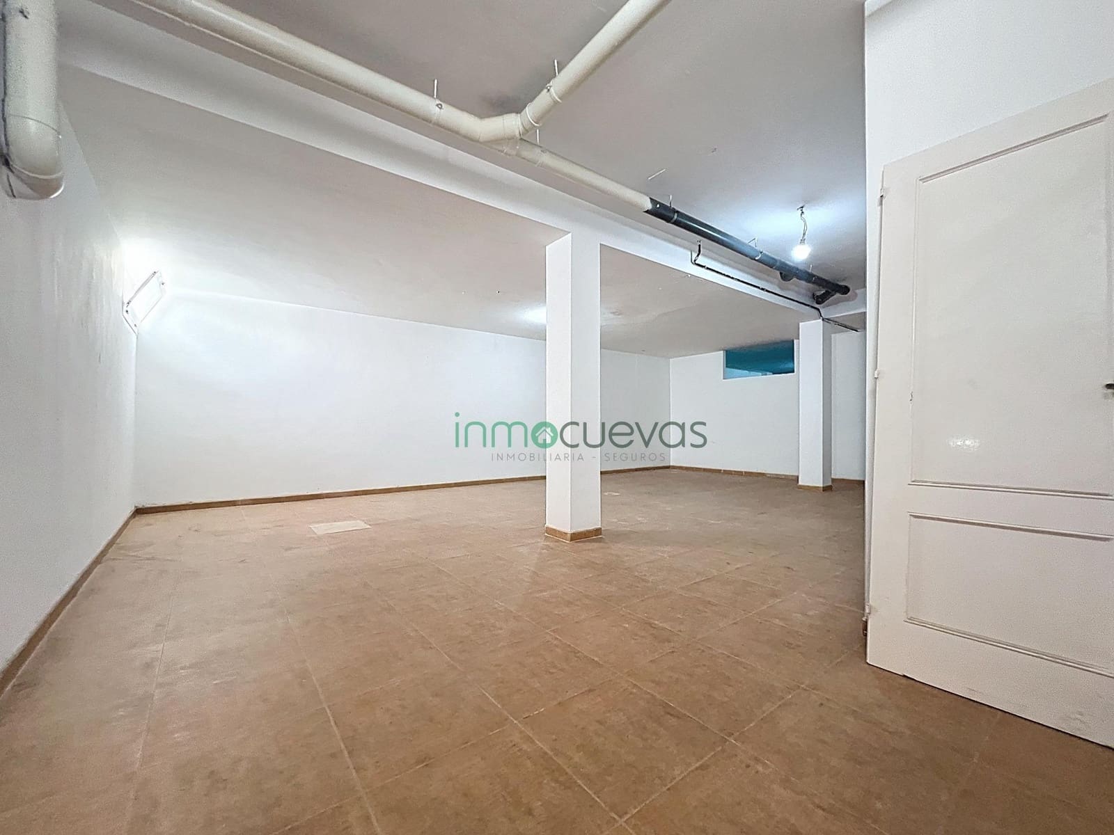 3 soverom Kjedet enebolig til salgs i Vera med svømmebasseng garasje - € 275 000 (Ref: 9762072)