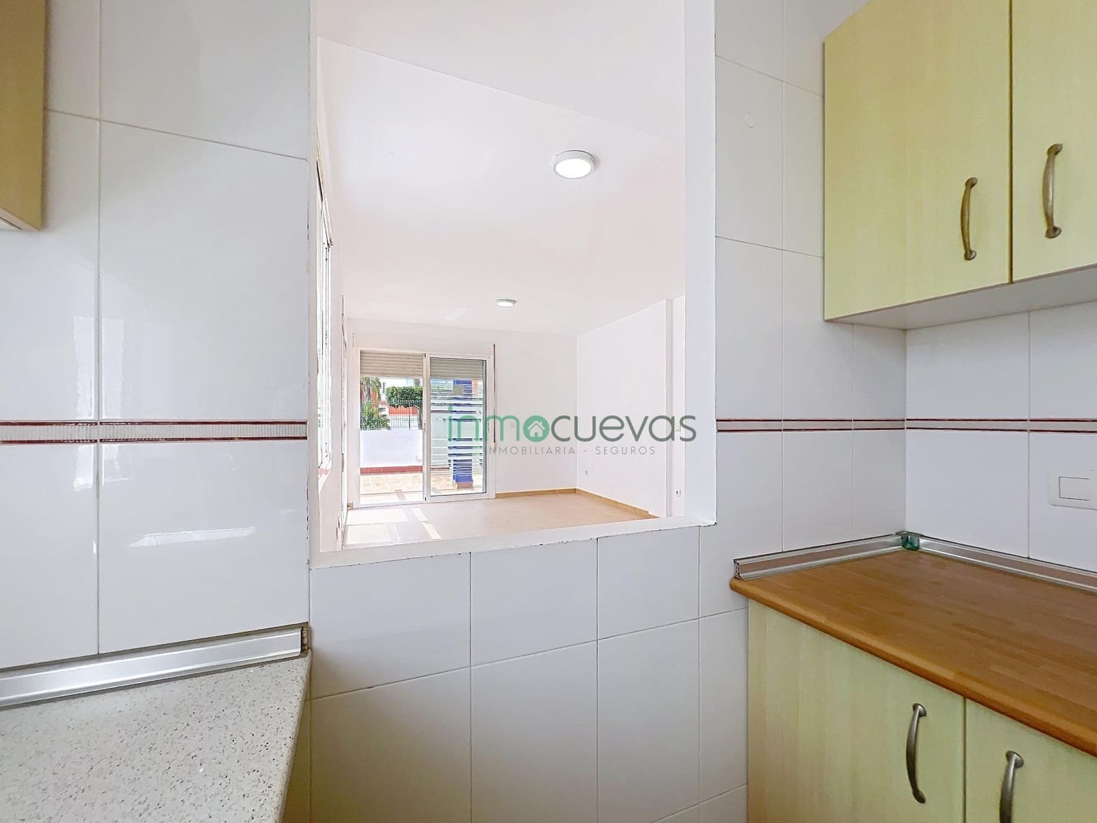 3 soverom Kjedet enebolig til salgs i Vera med svømmebasseng garasje - € 275 000 (Ref: 9762072)