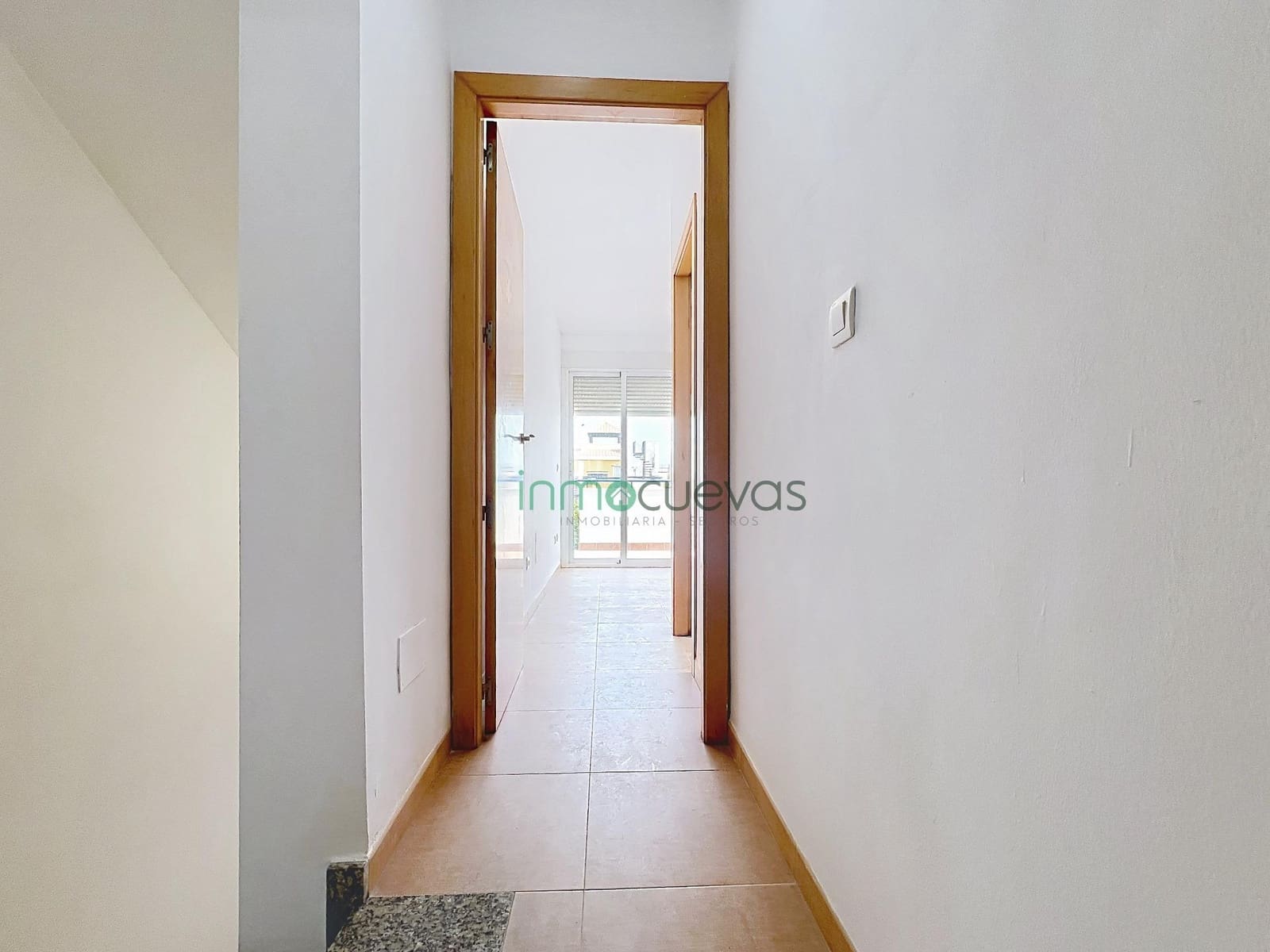 3 soverom Kjedet enebolig til salgs i Vera med svømmebasseng garasje - € 275 000 (Ref: 9762072)