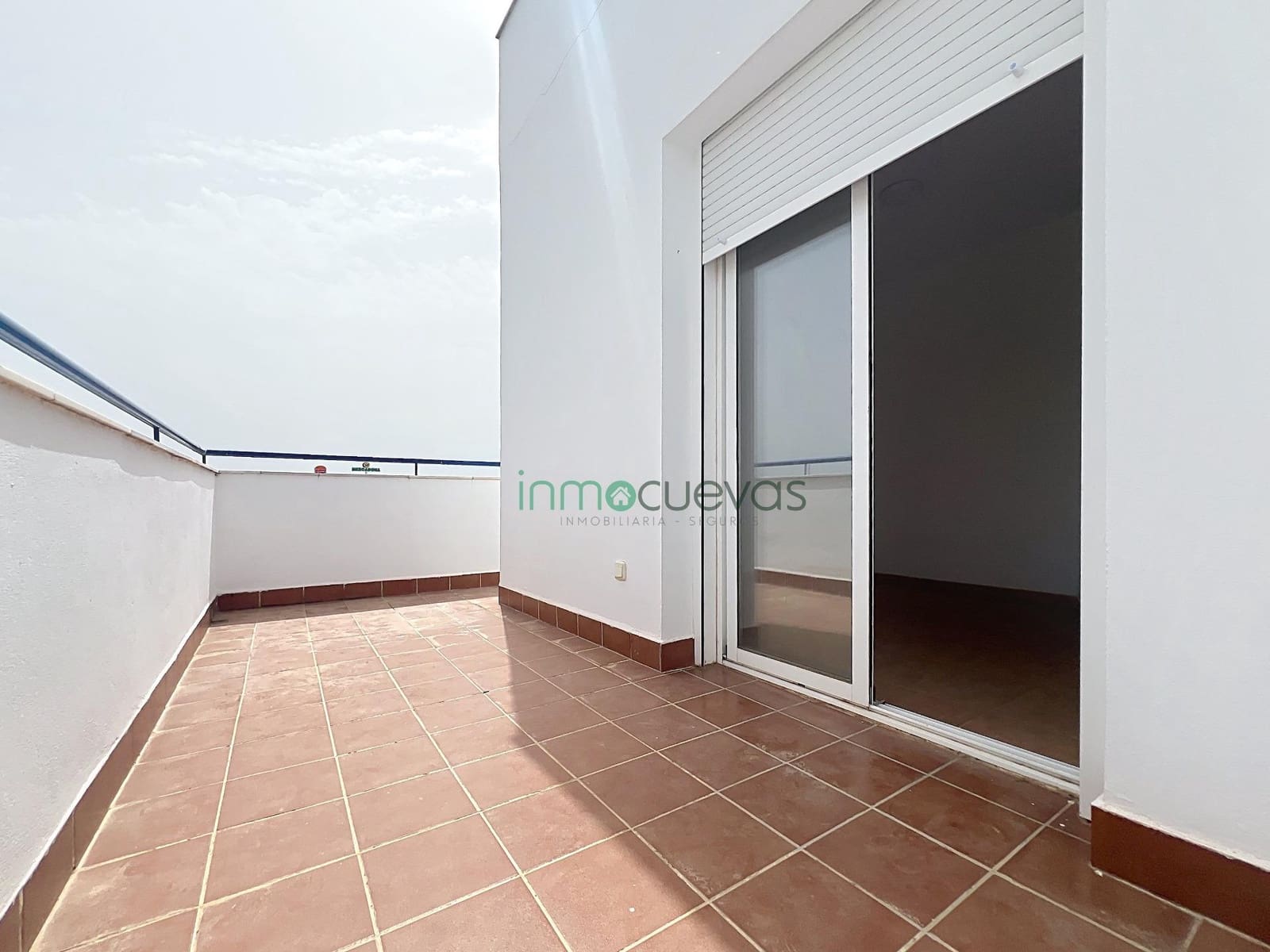 3 soverom Kjedet enebolig til salgs i Vera med svømmebasseng garasje - € 275 000 (Ref: 9762072)