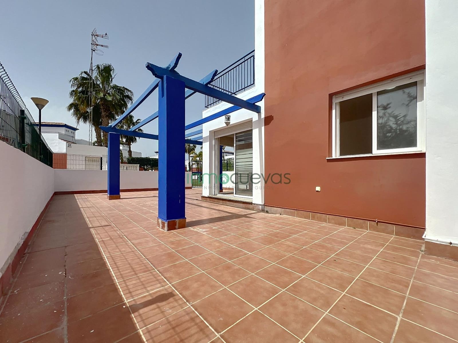 3 soverom Kjedet enebolig til salgs i Vera med svømmebasseng garasje - € 275 000 (Ref: 9762072)