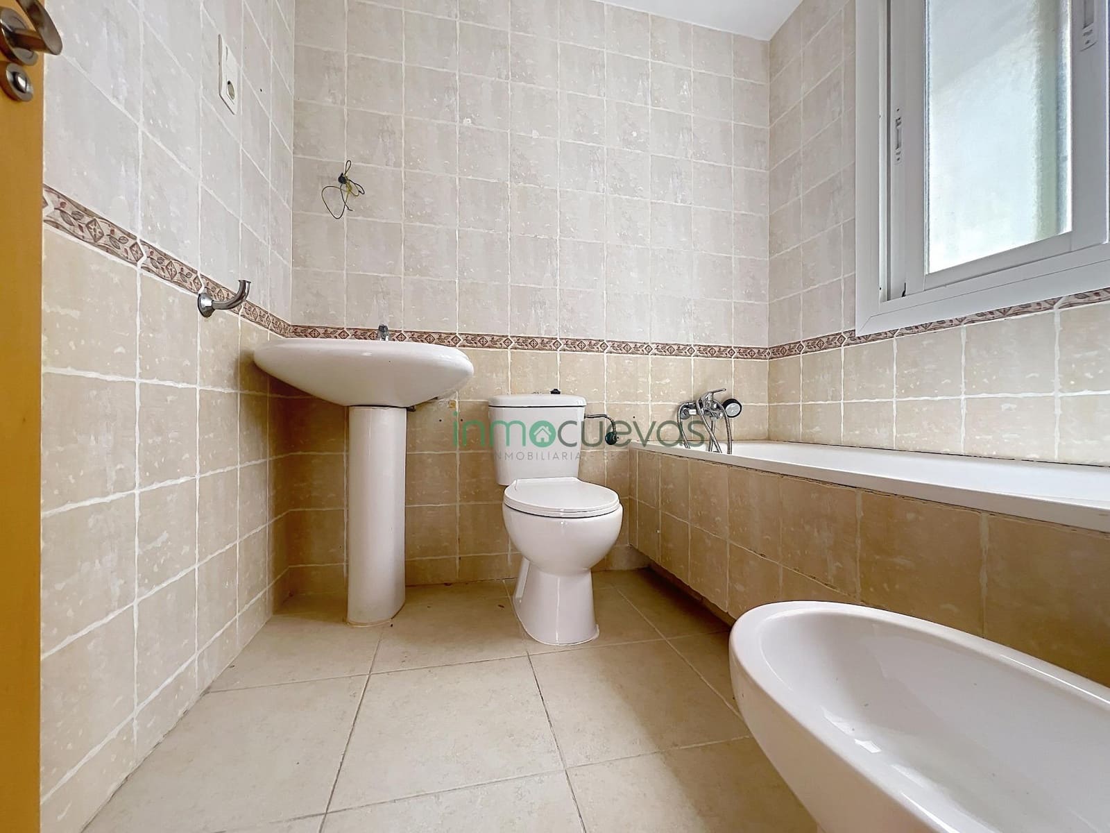 3 soverom Kjedet enebolig til salgs i Vera med svømmebasseng garasje - € 275 000 (Ref: 9762072)