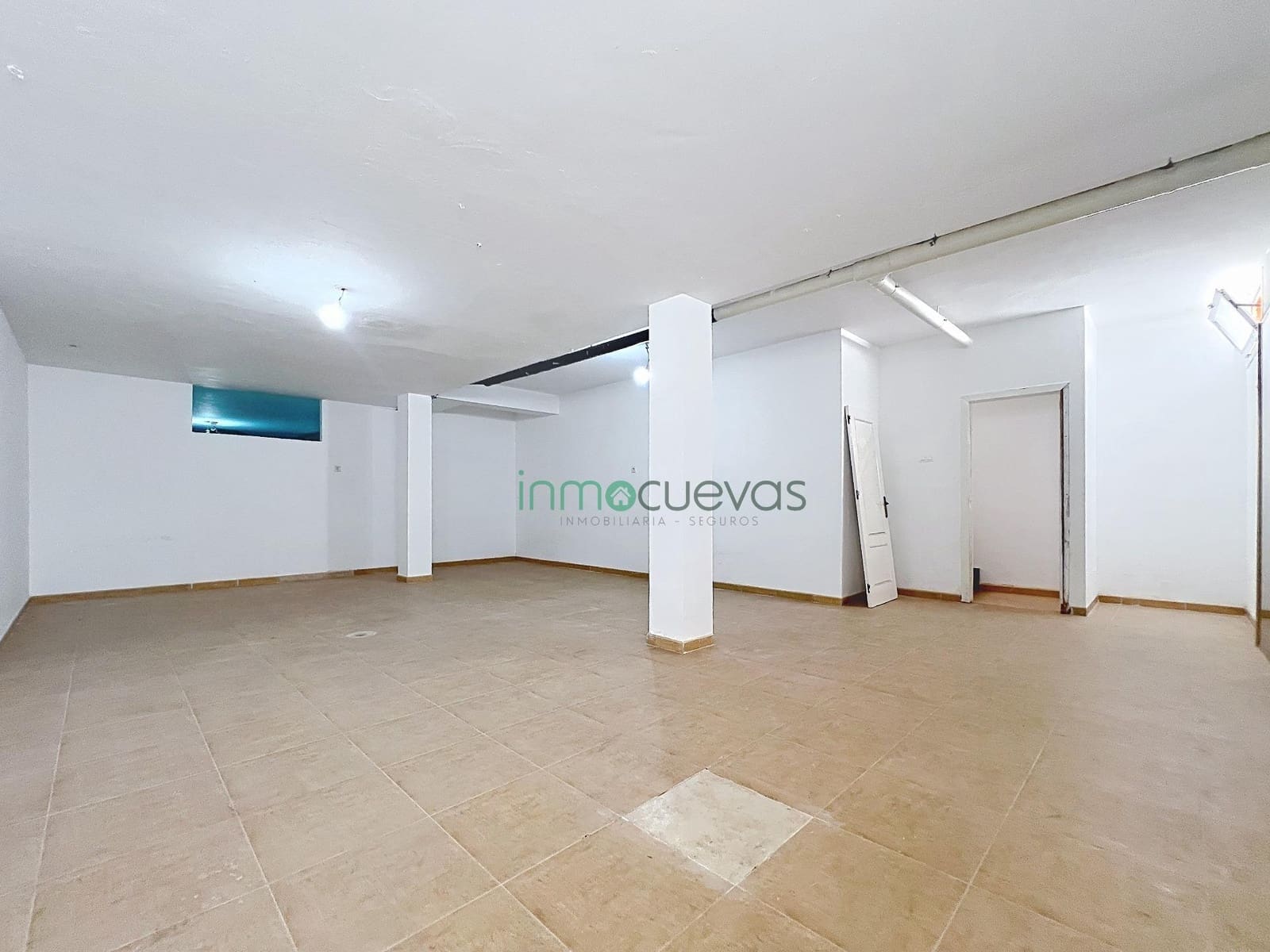 3 soverom Kjedet enebolig til salgs i Vera med svømmebasseng garasje - € 275 000 (Ref: 9762072)