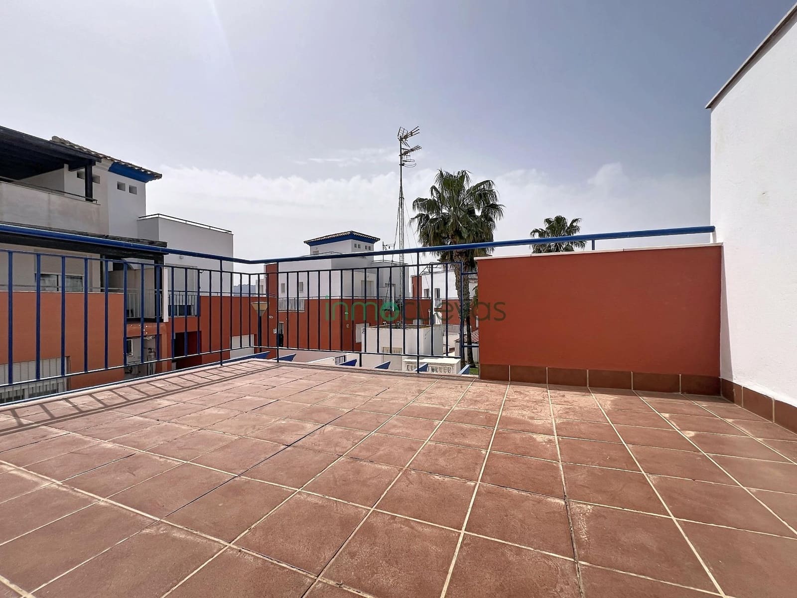 3 soverom Kjedet enebolig til salgs i Vera med svømmebasseng garasje - € 275 000 (Ref: 9762072)