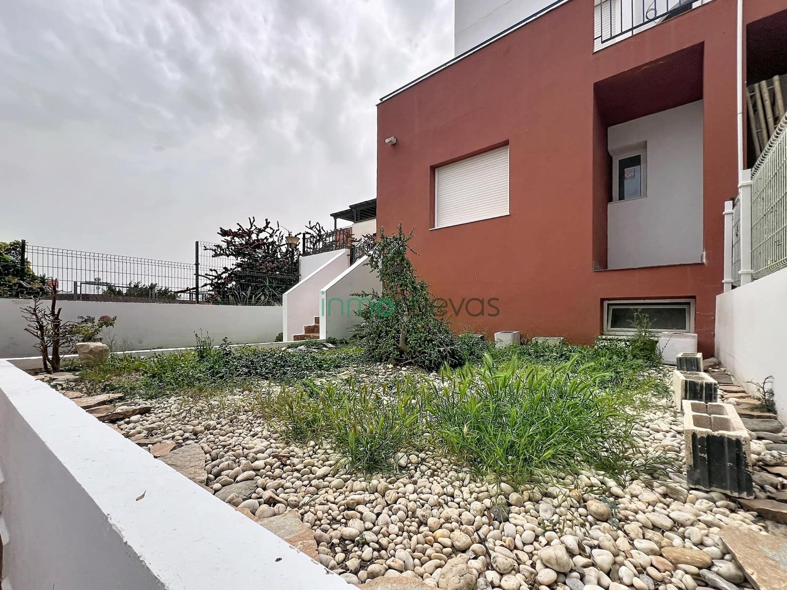 3 soverom Kjedet enebolig til salgs i Vera med svømmebasseng garasje - € 275 000 (Ref: 9762072)