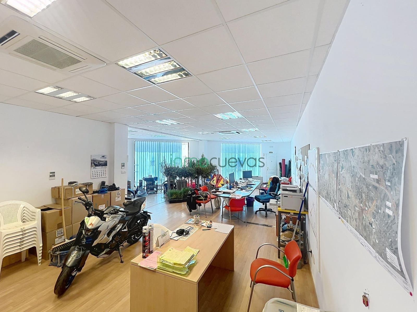 Negocio en El Real en alquiler con garaje - 950 € (Ref: 9839342)