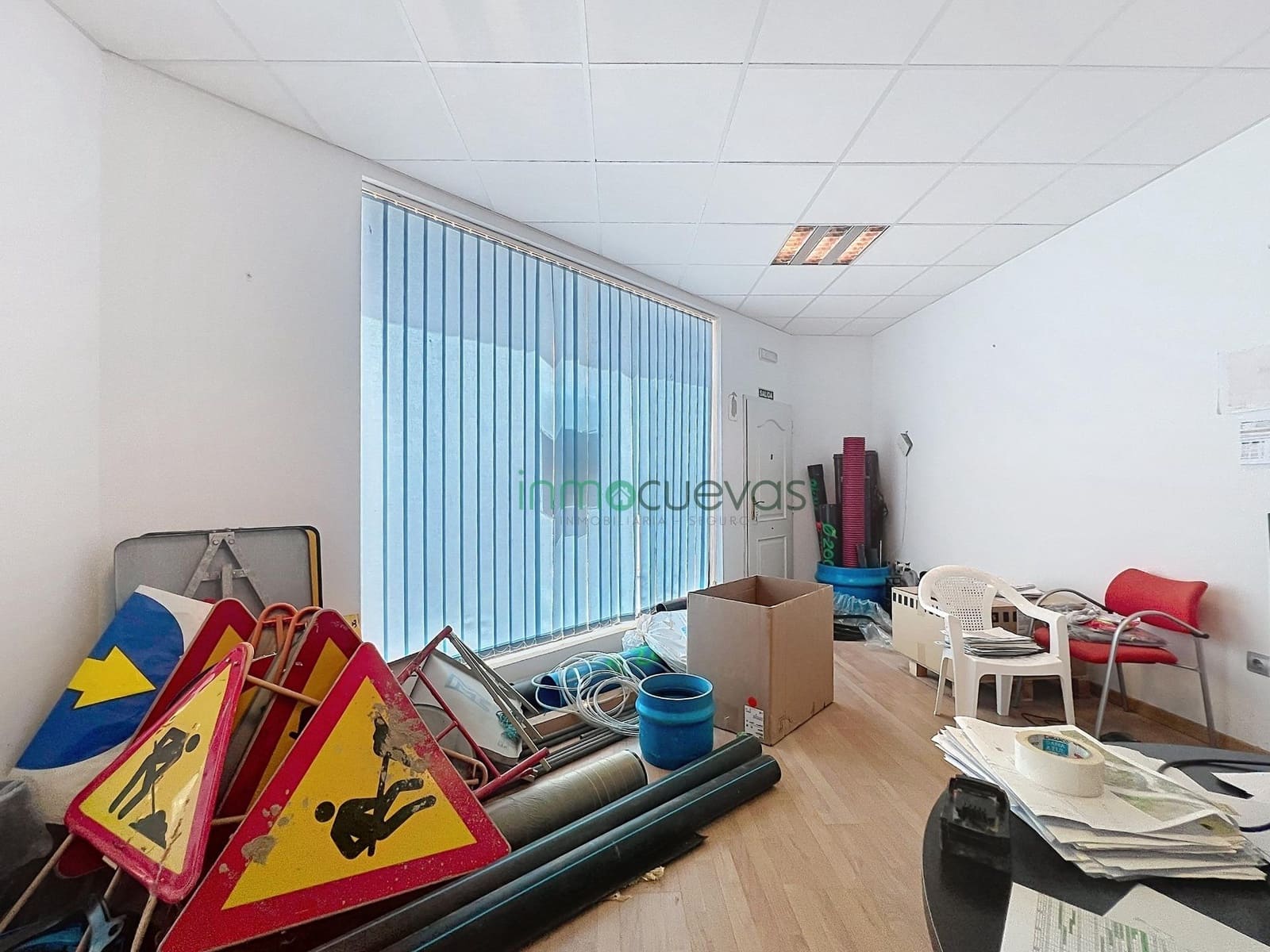 Negocio en El Real en alquiler con garaje - 950 € (Ref: 9839342)