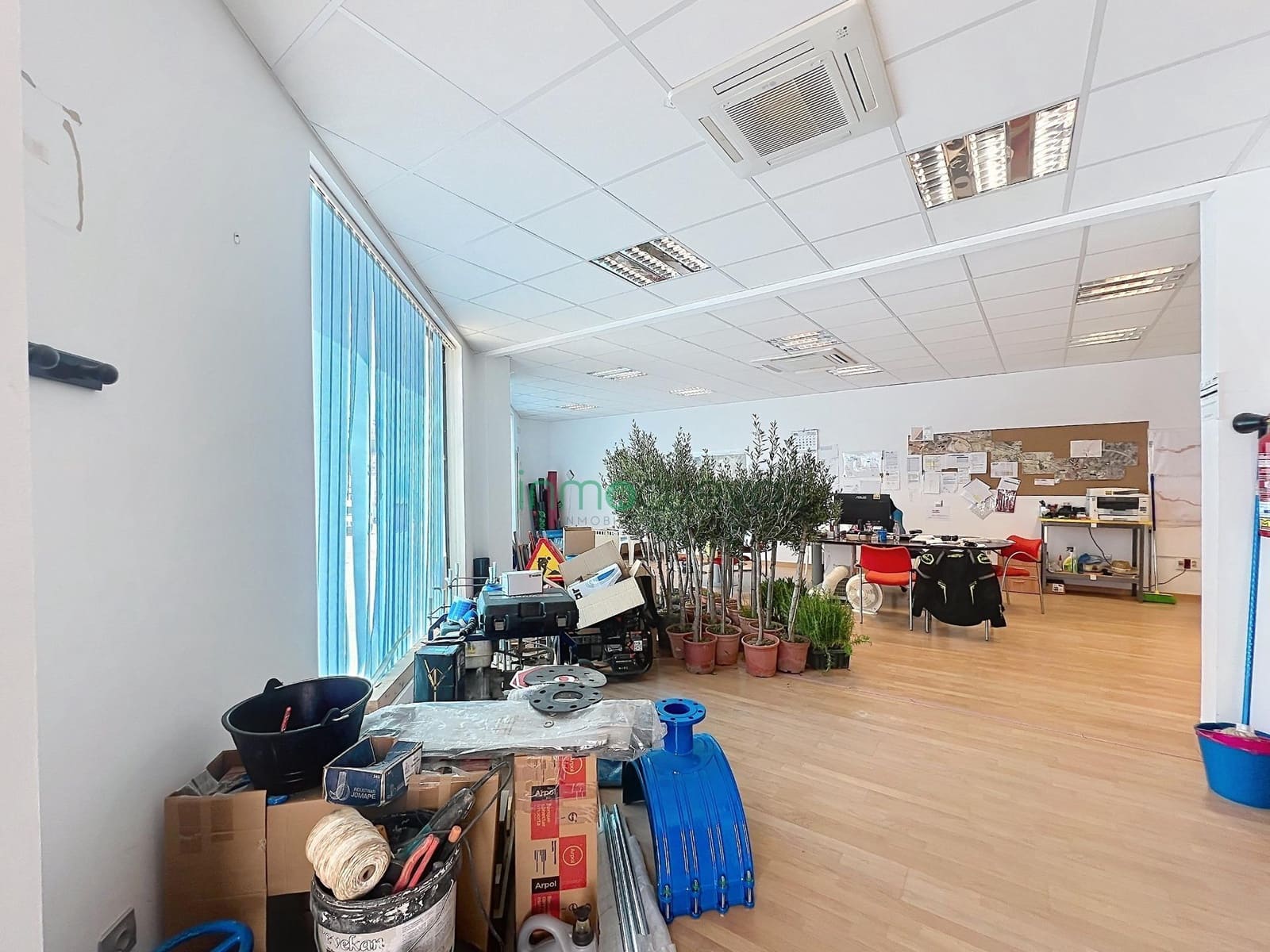 Negocio en El Real en alquiler con garaje - 950 € (Ref: 9839342)