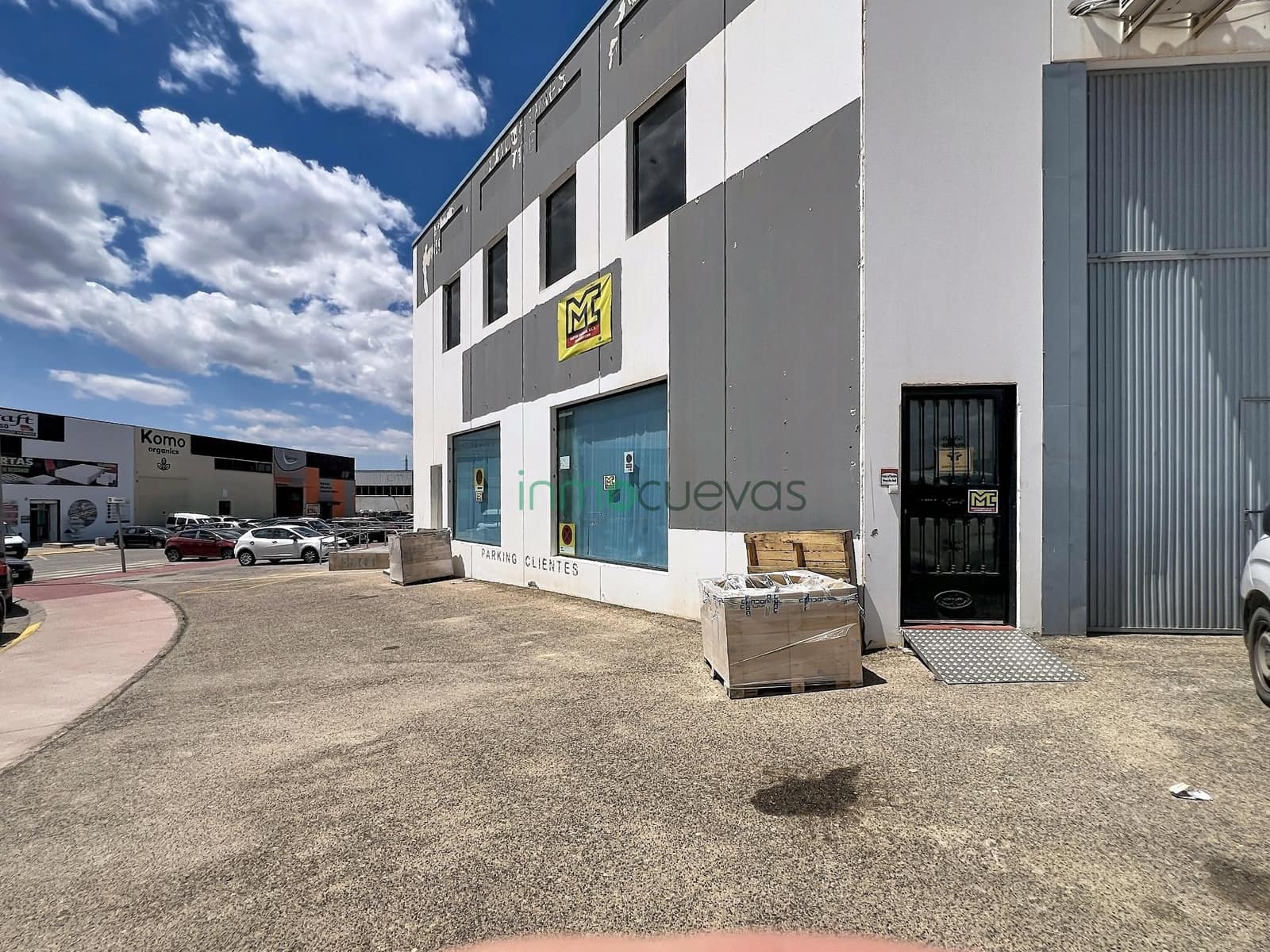 Negocio en El Real en alquiler con garaje - 950 € (Ref: 9839342)